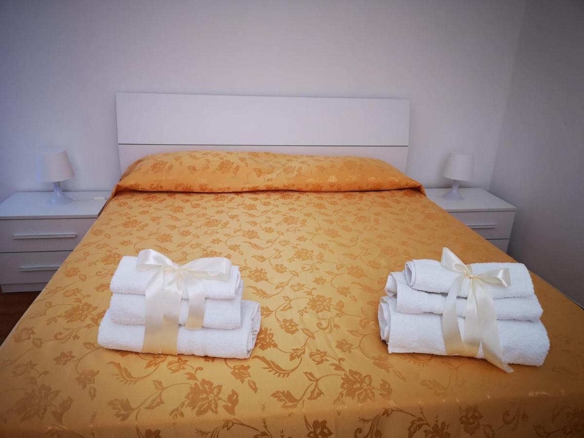 Sul Lago Dorato Terracine Chambre photo